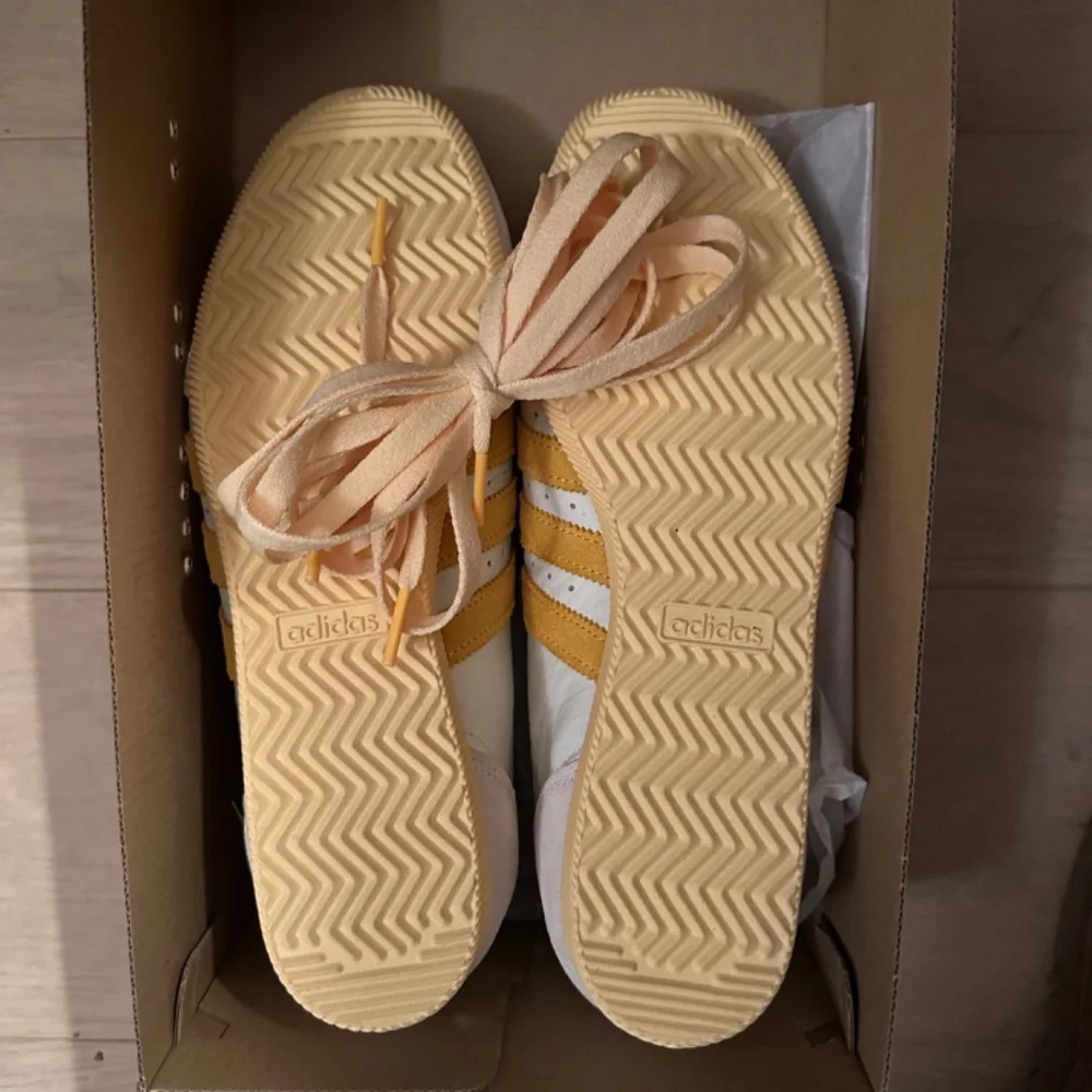 Adidas Japan Shoes - Picture 4 of 5